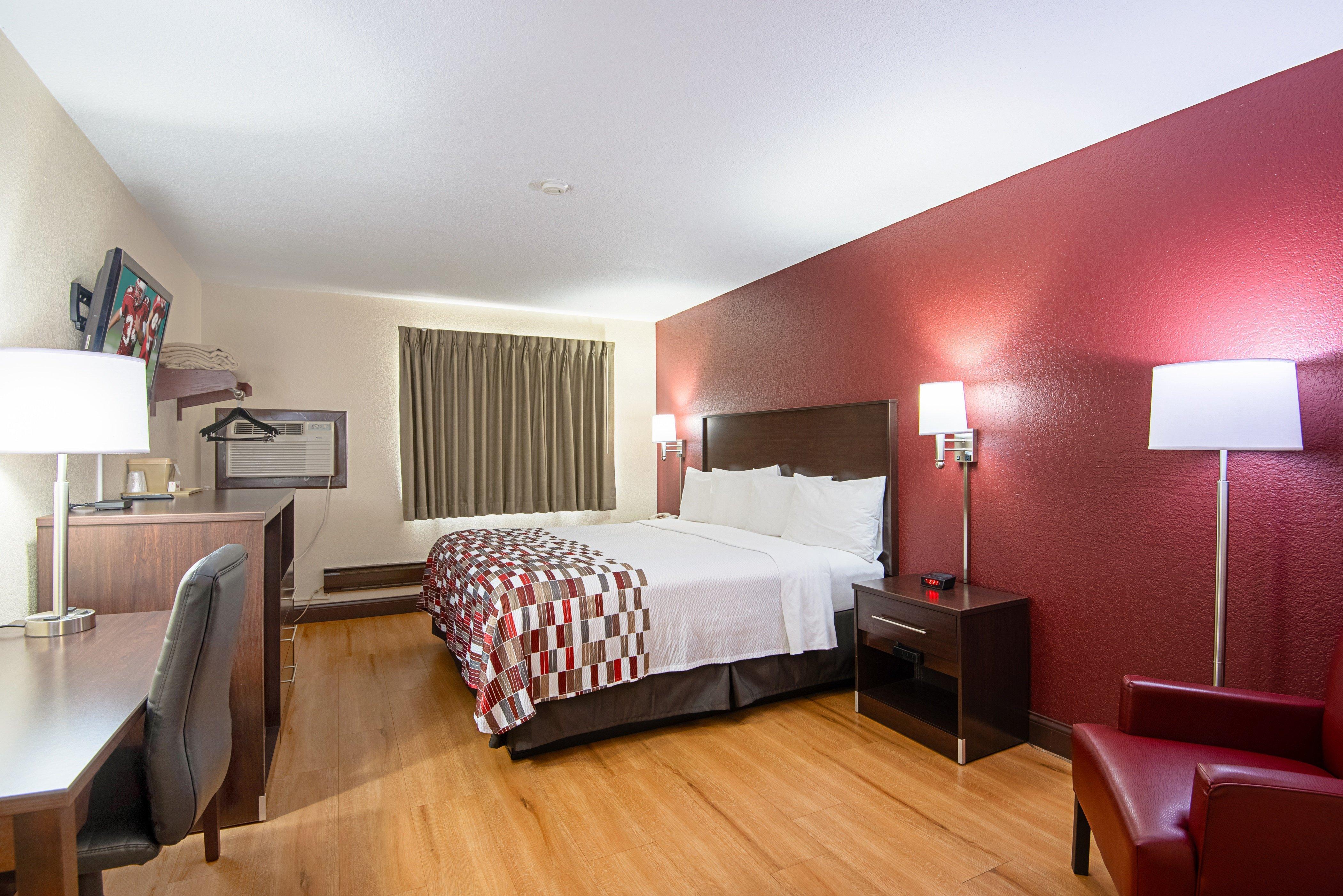 Red Roof Inn Cameron Exterior photo