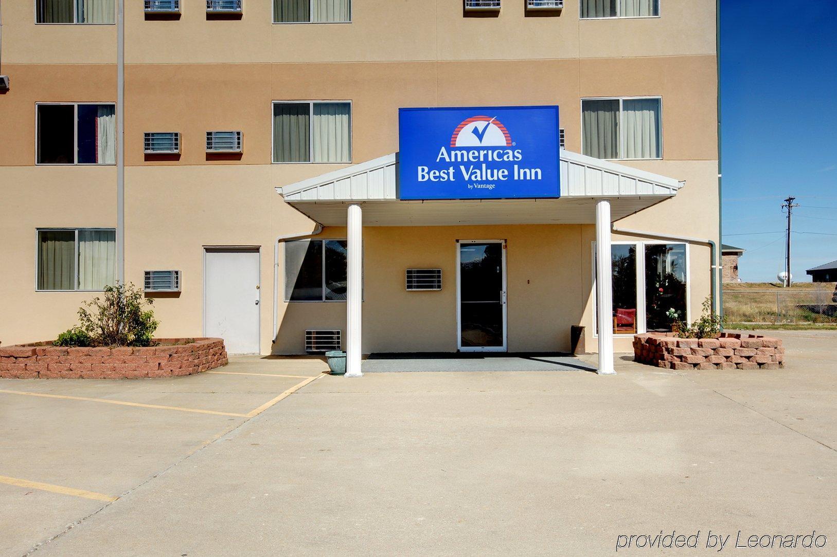 Red Roof Inn Cameron Exterior photo